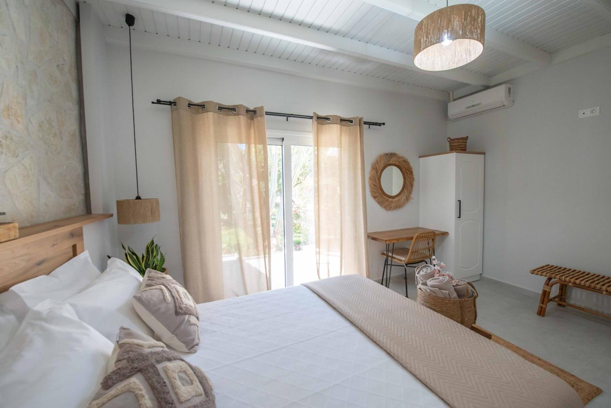 Alex Studios & Apartments Arillas Agiou Georgiou Esterno foto