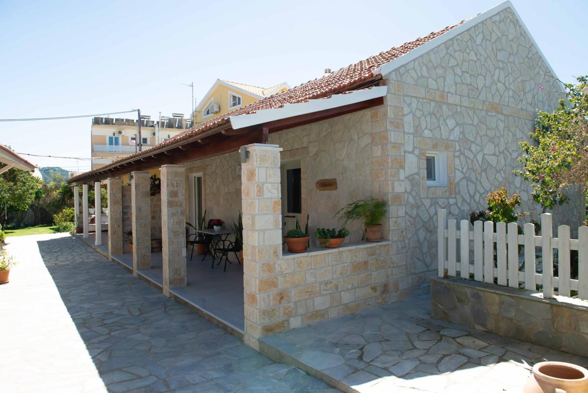 Alex Studios & Apartments Arillas Agiou Georgiou Esterno foto