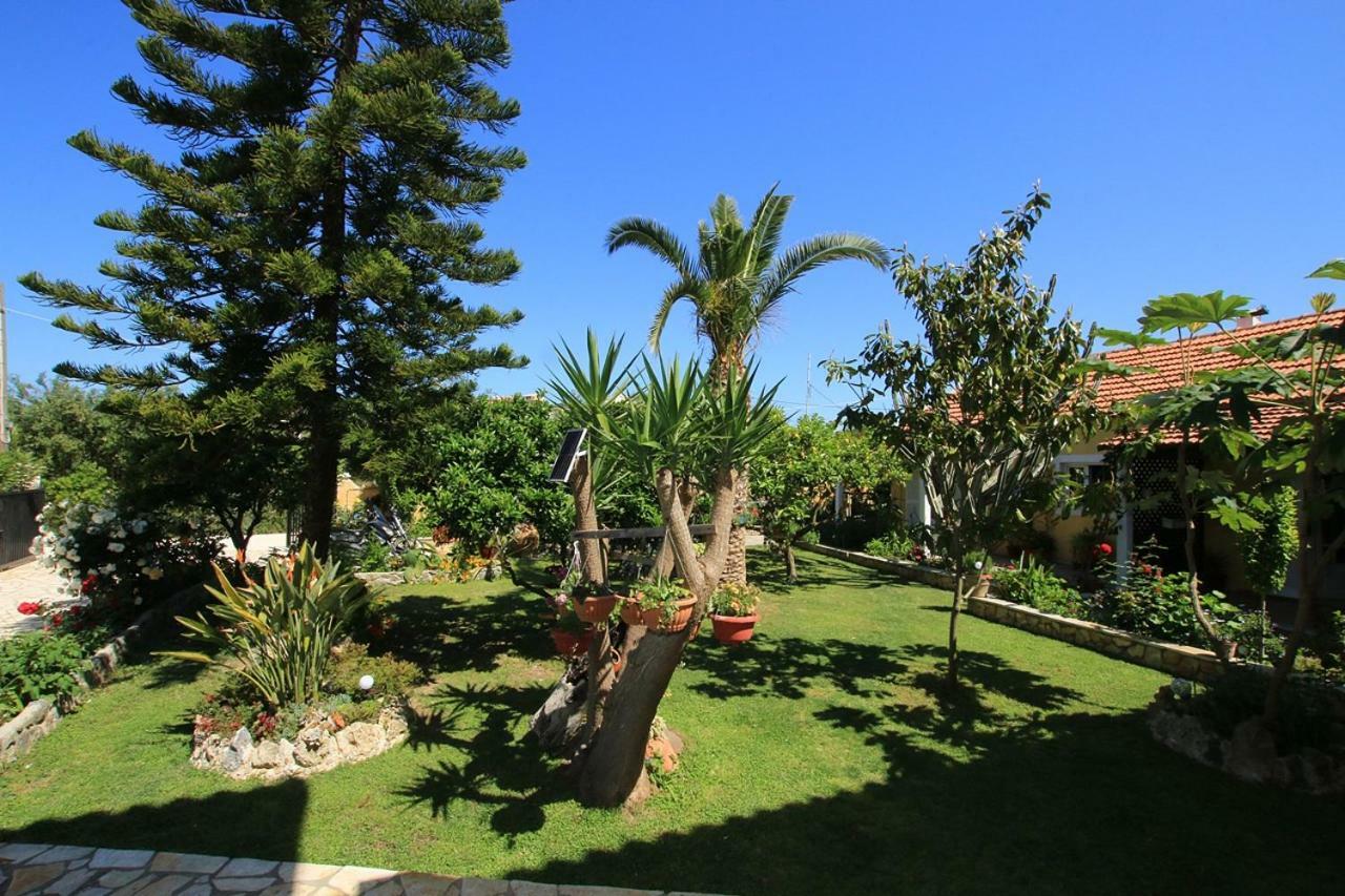 Alex Studios & Apartments Arillas Agiou Georgiou Esterno foto
